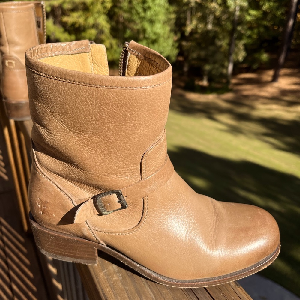 Frye Lynn Strap Short Boots